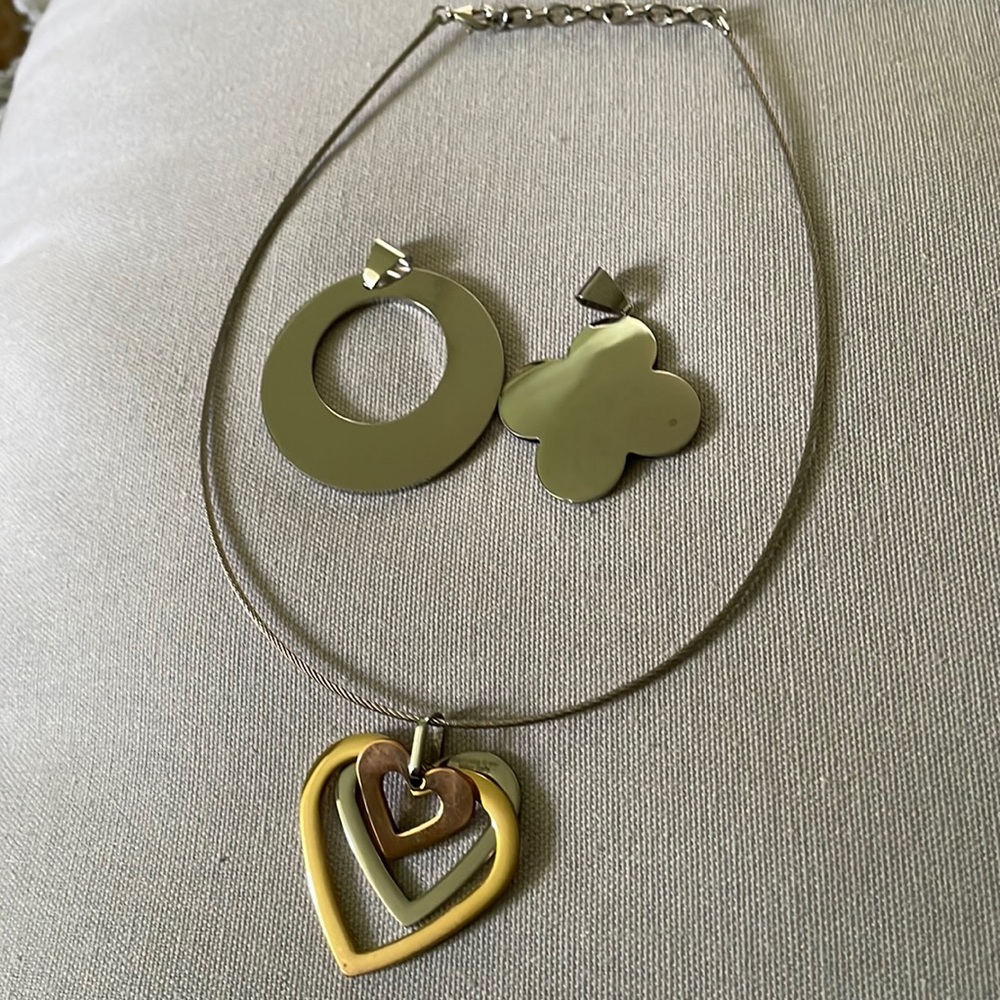 Stainless Steel cable necklace with interchangeable charms